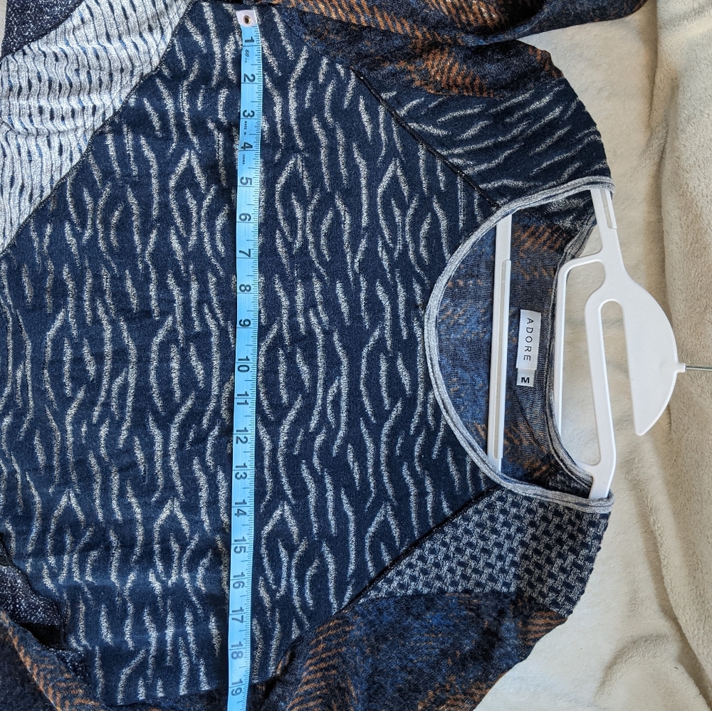 Adore Asymmetric Pattern Block Tunic - image 8